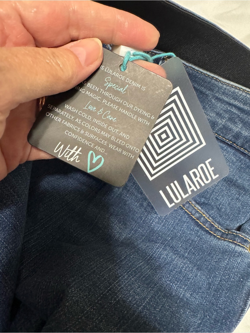 NWT, LuLaRoe size 42 Skinny Jeans - Picture 3 of 5